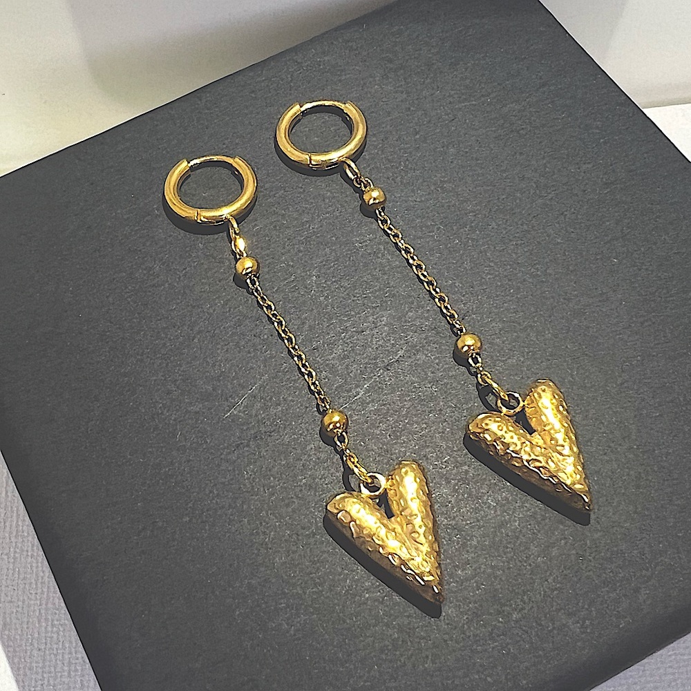 18k Gold V Heart Drop Earrings